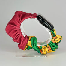 Cargar imagen en el visor de la galería, Scrunchie Watch Band | Anime KNY | Water Hashira Red & Green Boxes