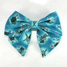 Cargar imagen en el visor de la galería, Sailor Hair Bow | MGS Collection