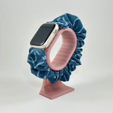 Load image into Gallery viewer, Apple Watch Angle View JJK Shrine