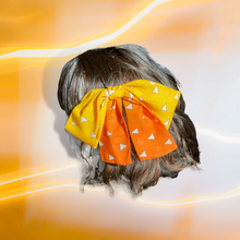 Cargar imagen en el visor de la galería, Japanese Over-sized Hair Bow | Anime KNY | Orange & Yellow Ombre Triangles