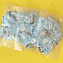 Cargar imagen en el visor de la galería, Satin Hair Scrunchie | Anime ATLA | Yin & Yang Waterbender